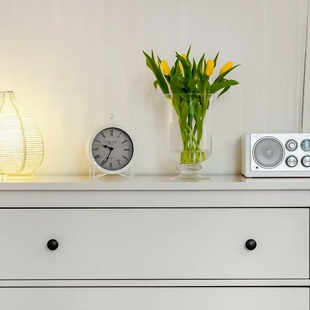 Black&white - Apartament Royal Daire *