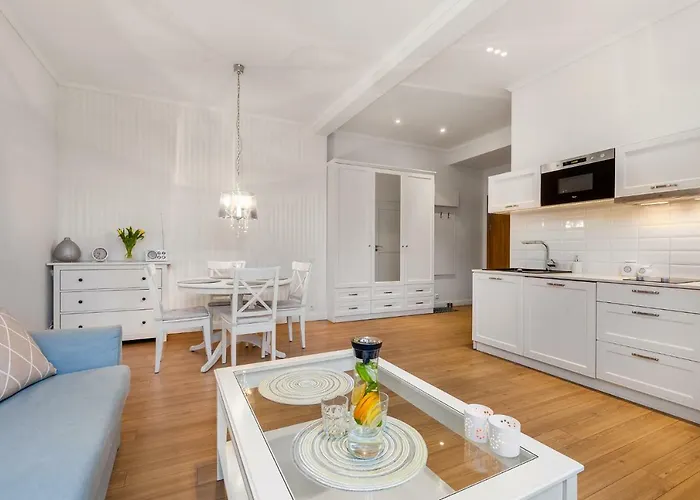 Black&white - Apartament Royal *