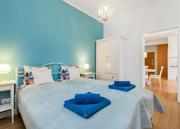 Apartmán Black&white - Royal - Free Parking *